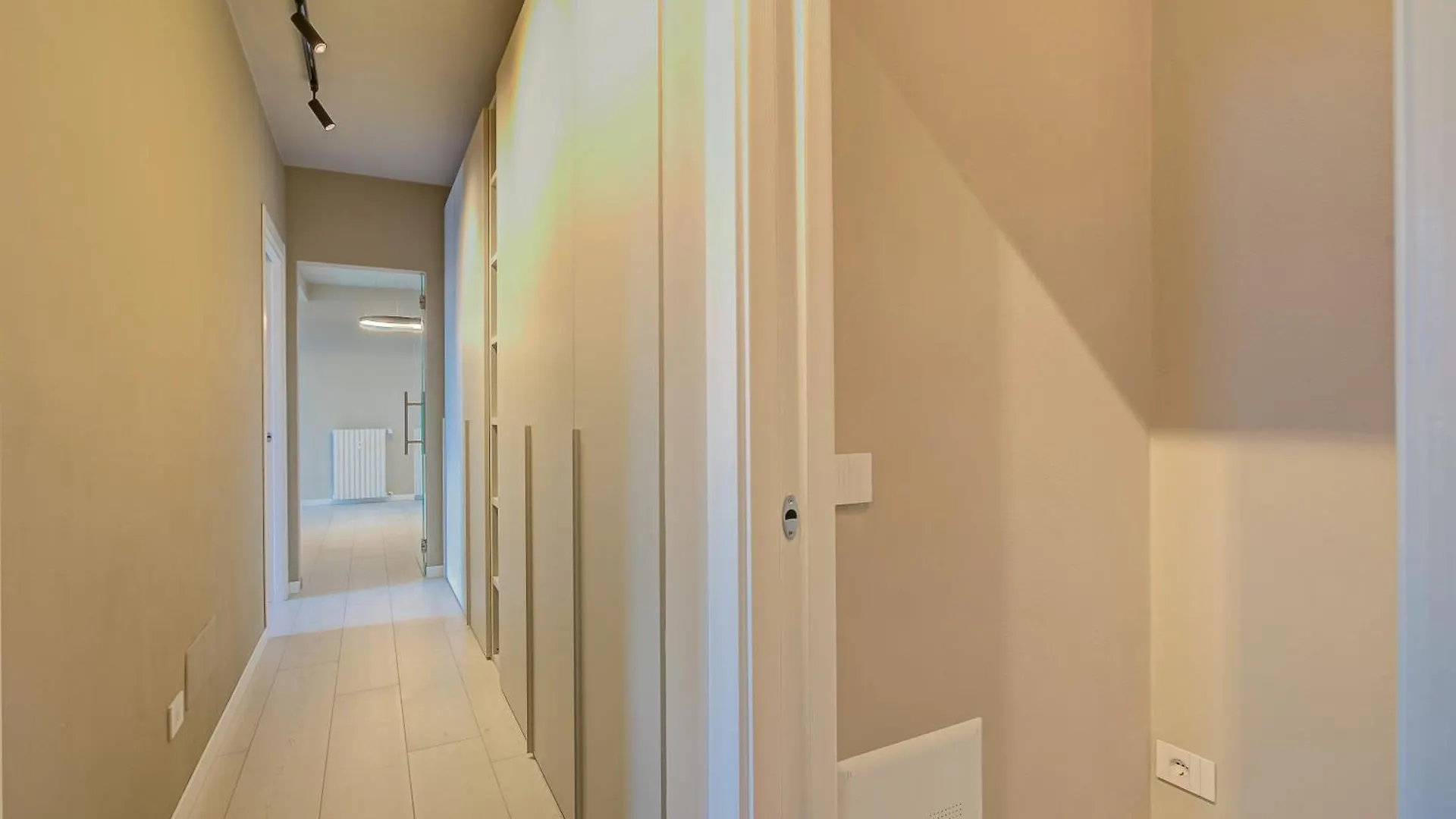 Apartment Viktor House Salo - 100 Mt Near Lake - Happy Rentals