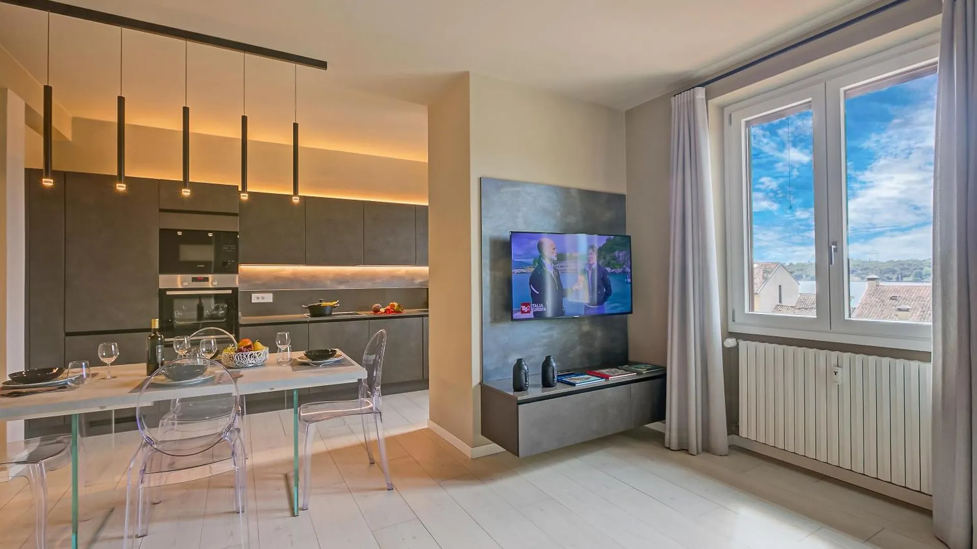 Viktor House Salo - 100 Mt Near Lake - Happy Rentals