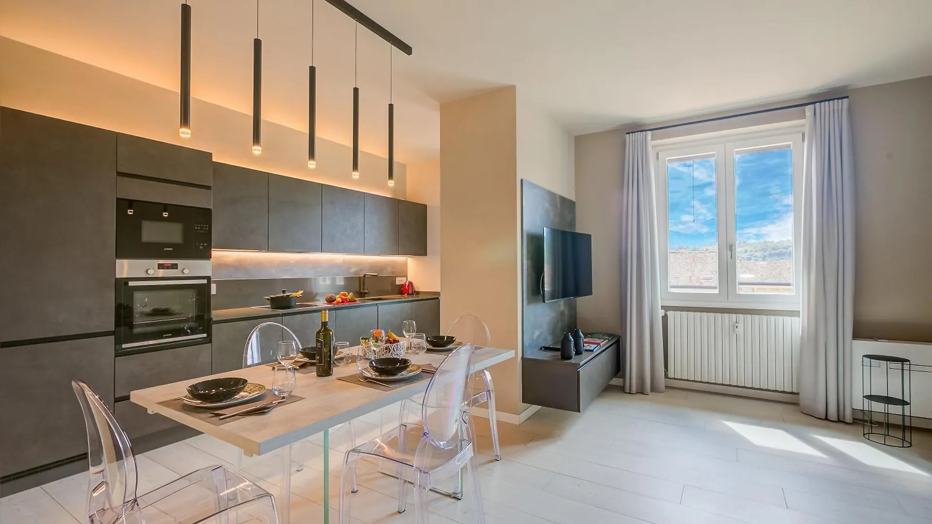 Apartment Viktor House Salo - 100 Mt Near Lake - Happy Rentals Italy