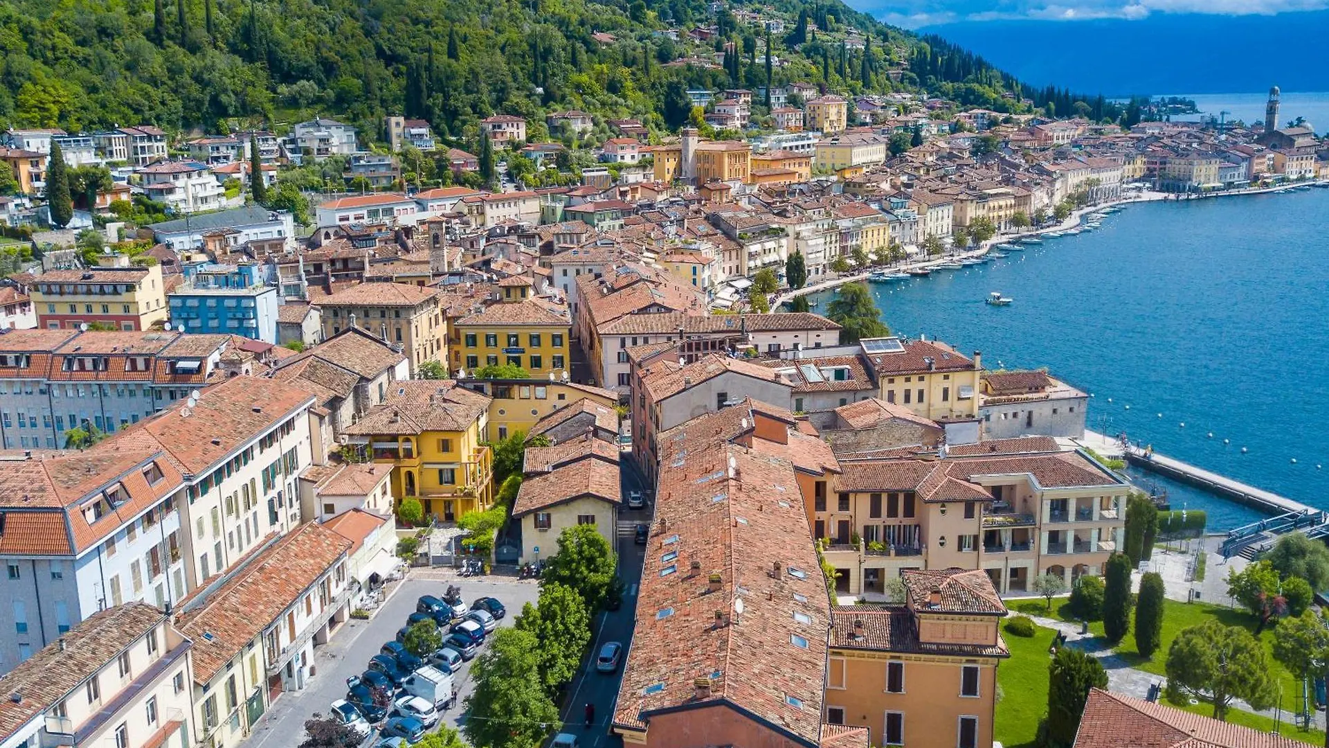 Apartment Viktor House Salo - 100 Mt Near Lake - Happy Rentals Italy